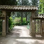 Casa Fiorita Alojamento de Acomodação e Pequeno-almoço 4*