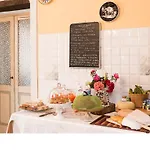 Bed & Breakfast Casa Fiorita 4*