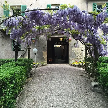 Bed and breakfast Casa Fiorita 4*