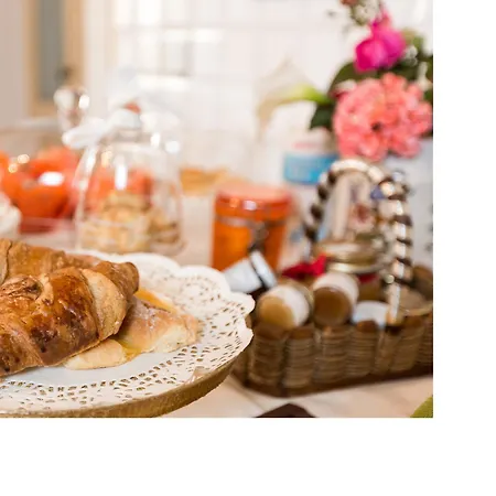 Casa Fiorita Bed & Breakfast Sant'Enea